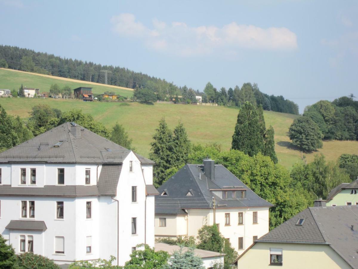 Apartmán Am Balkon Des Erzgebirges Bernsbach Exteriér fotografie